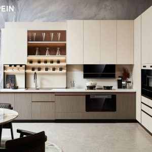 Moyen Series - Kitchen